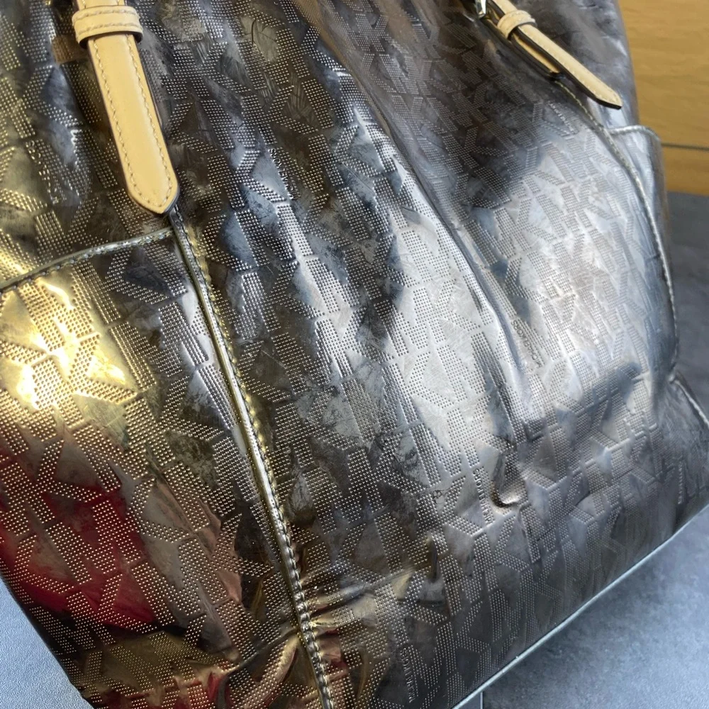 Michael Kors Jey Set Logo Metallic Shiny Silver‎ Tote with Tan Handles